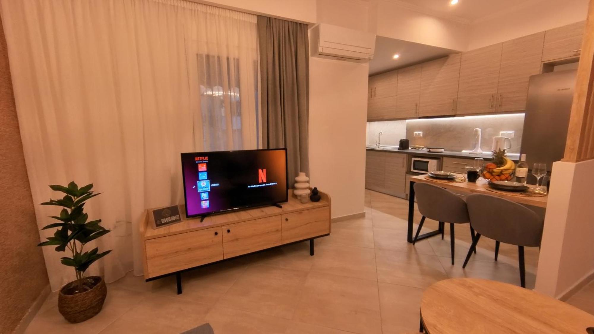 Mouson Luxury Suite With Free Private Parking Кавала Экстерьер фото