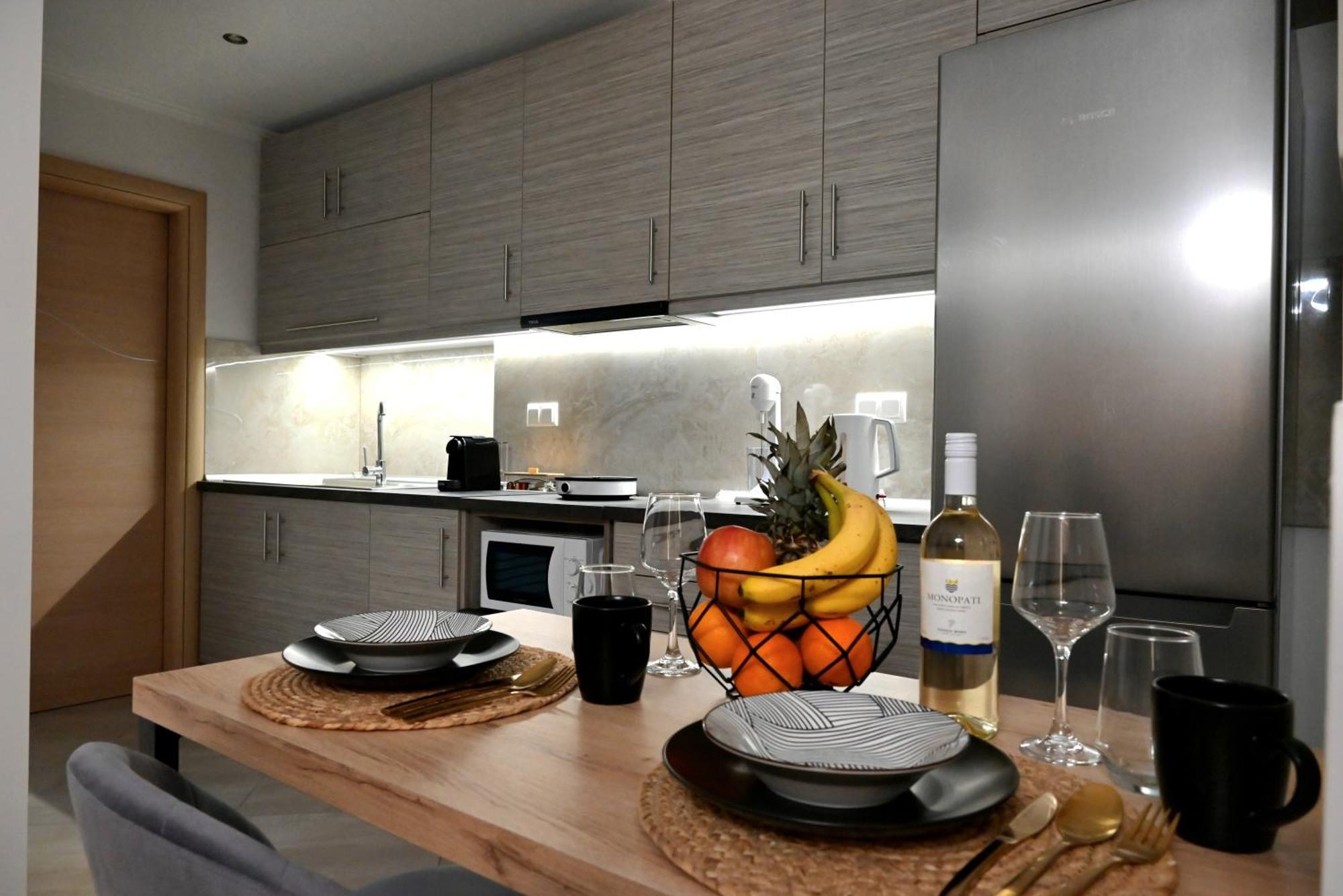 Mouson Luxury Suite With Free Private Parking Кавала Экстерьер фото