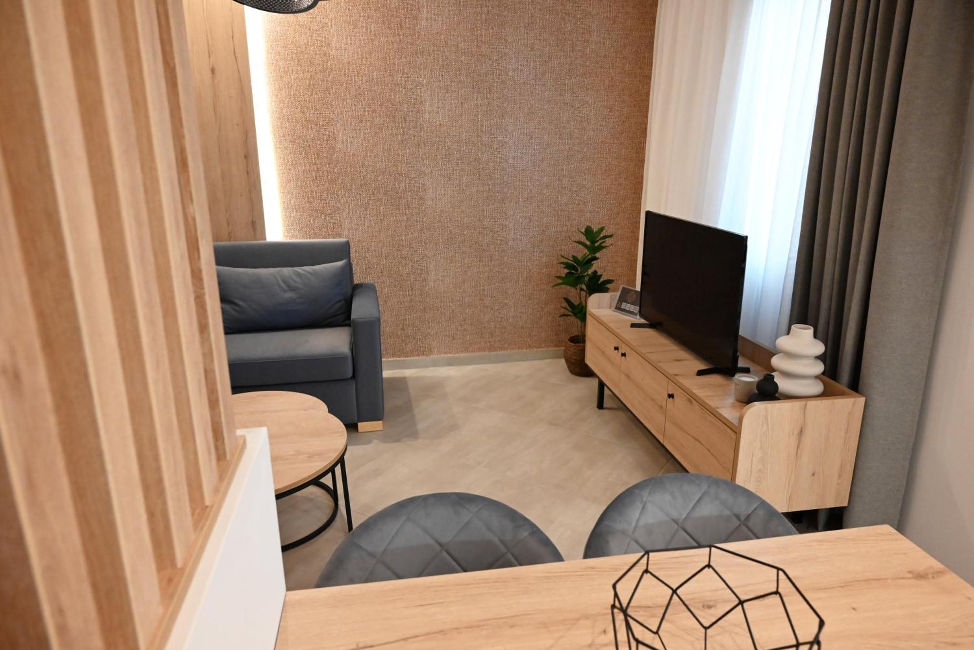 Mouson Luxury Suite With Free Private Parking Кавала Экстерьер фото