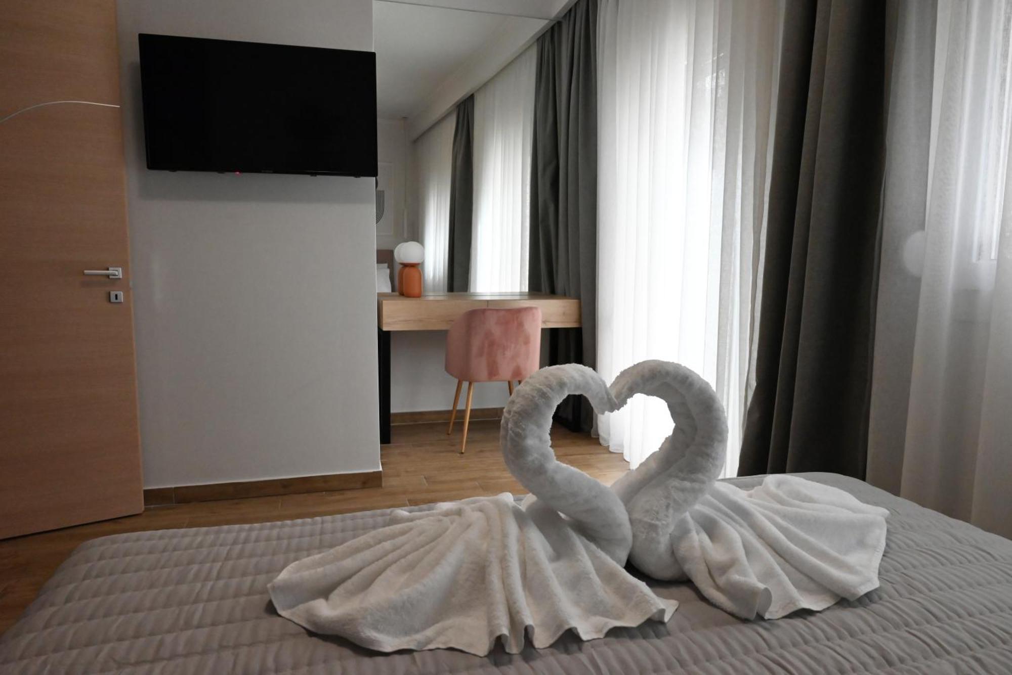 Mouson Luxury Suite With Free Private Parking Кавала Экстерьер фото