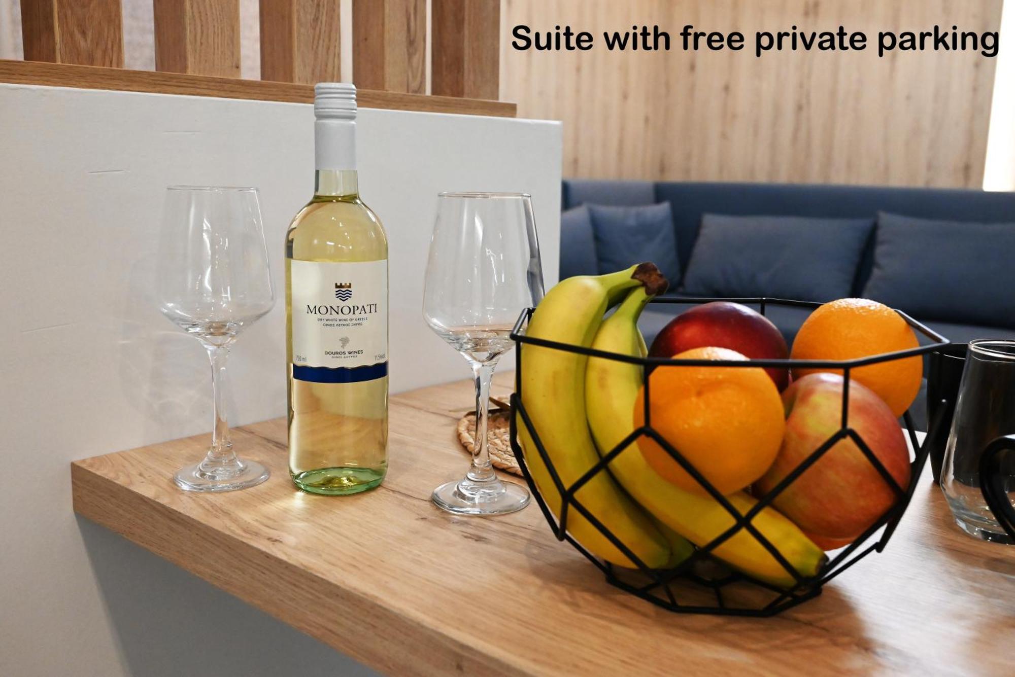 Mouson Luxury Suite With Free Private Parking Кавала Экстерьер фото